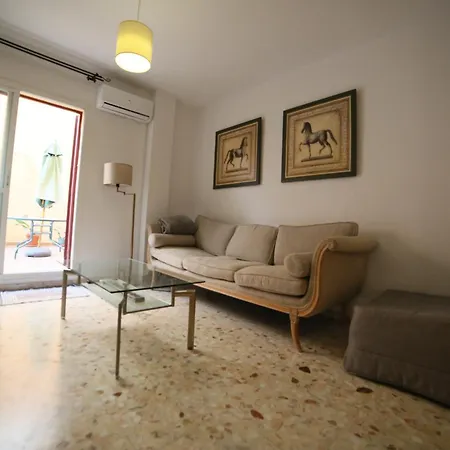 Luchana 15 Apartment *